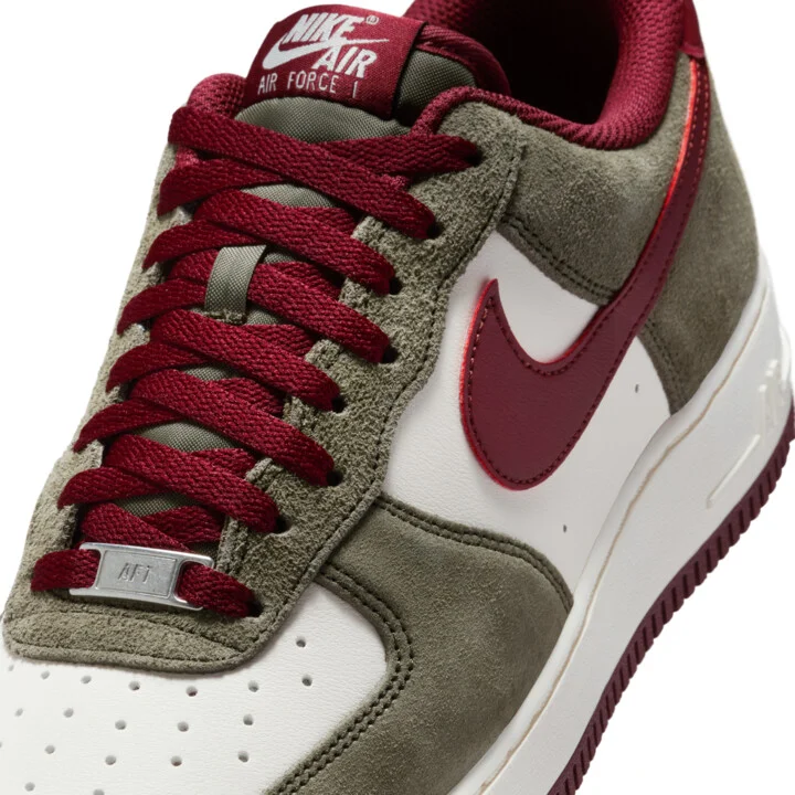 Nike Men's Air Force 1 '07 LV8 Shoes in Green | FQ8714-302 - Image 7