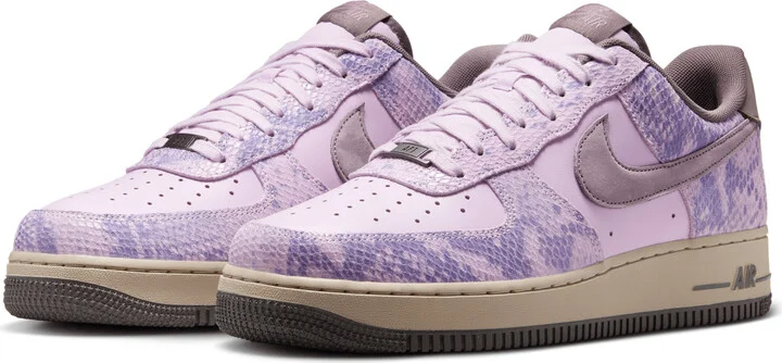 Nike Men's Air Force 1 '07 LV8 Shoes in Purple | HF2898-500 - Image 5