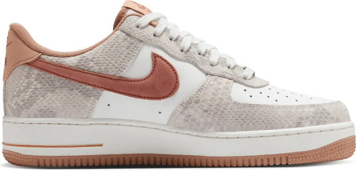 Nike Men's Air Force 1 '07 LV8 Shoes in White | HF2898-100 - Image 3