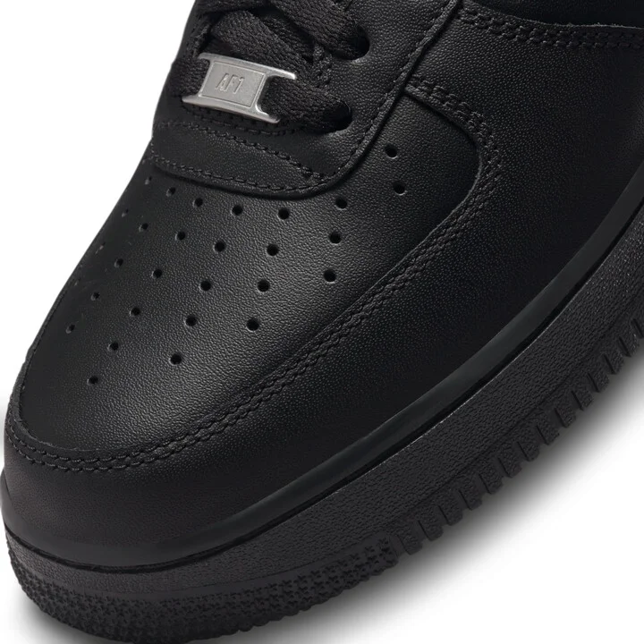 Nike Men's Air Force 1 '07 Shoes in Black | CW2288-001 - Image 8