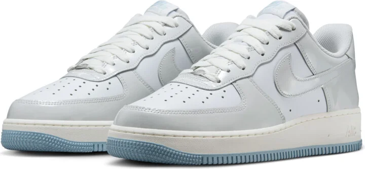 Nike Men's Air Force 1 '07 Shoes in White | IH4461-100 - Image 5