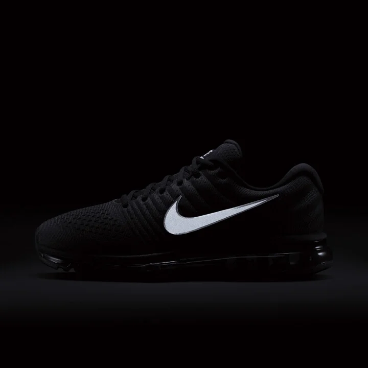 Nike Men's Air Max 2017 Shoes in Blue | 849559-405 - Image 7