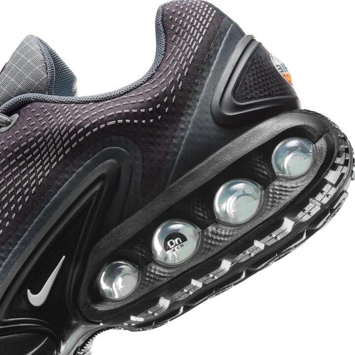 Nike Men's Air Max DN Winterized Shoes in Grey | HQ3816-001 - Image 8