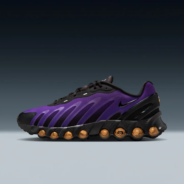 Nike Men's Air Max Dn8 Shoes in Black | FQ7860-009