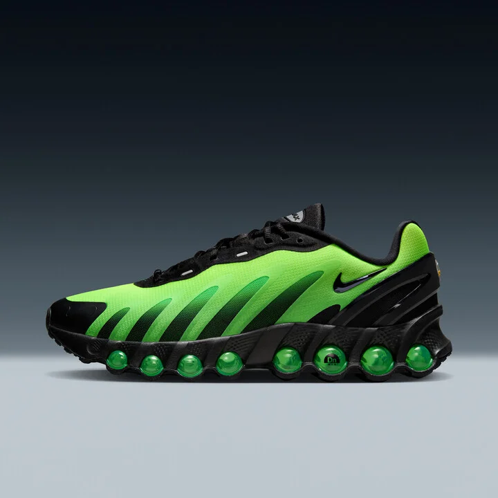 Nike Men's Air Max Dn8 Shoes in Black | HQ4681-010