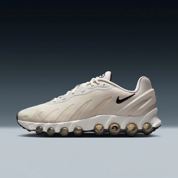Nike Men's Air Max Dn8 Shoes in Grey | FQ7860-006