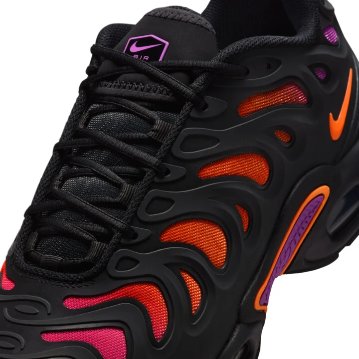 Nike Men's Air Max Plus Drift Shoes in Grey | FD4290-014 - Image 7