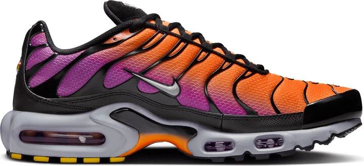 Nike Men's Air Max Plus Shoes in Black | DM0032-014 - Image 3