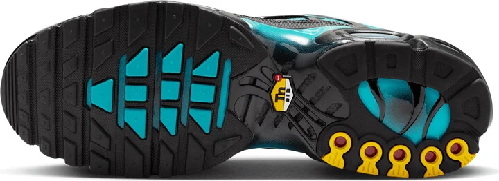 Nike Men's Air Max Plus Shoes in Black | DM0032-016 - Image 2
