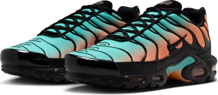Nike Men's Air Max Plus Shoes in Black | DM0032-022 - Image 5