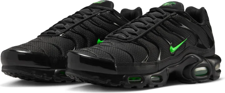 Nike Men's Air Max Plus Shoes in Black | DM0032-024 - Image 5