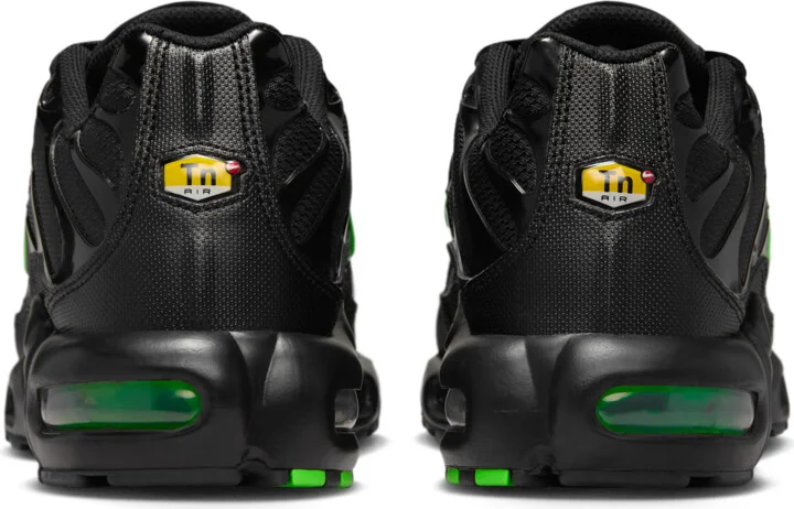 Nike Men's Air Max Plus Shoes in Black | DM0032-024 - Image 6