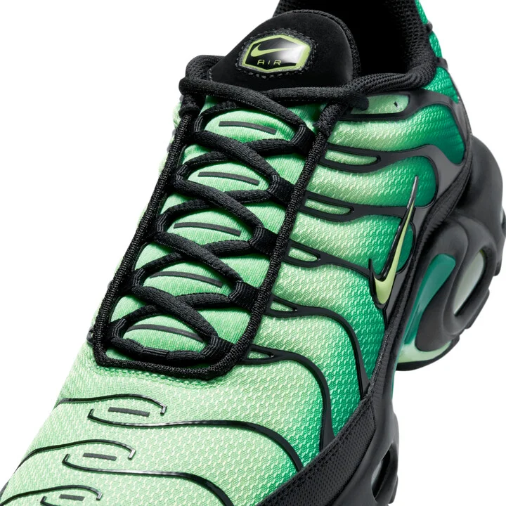 Nike Men's Air Max Plus Shoes in Green | DM0032-301 - Image 7