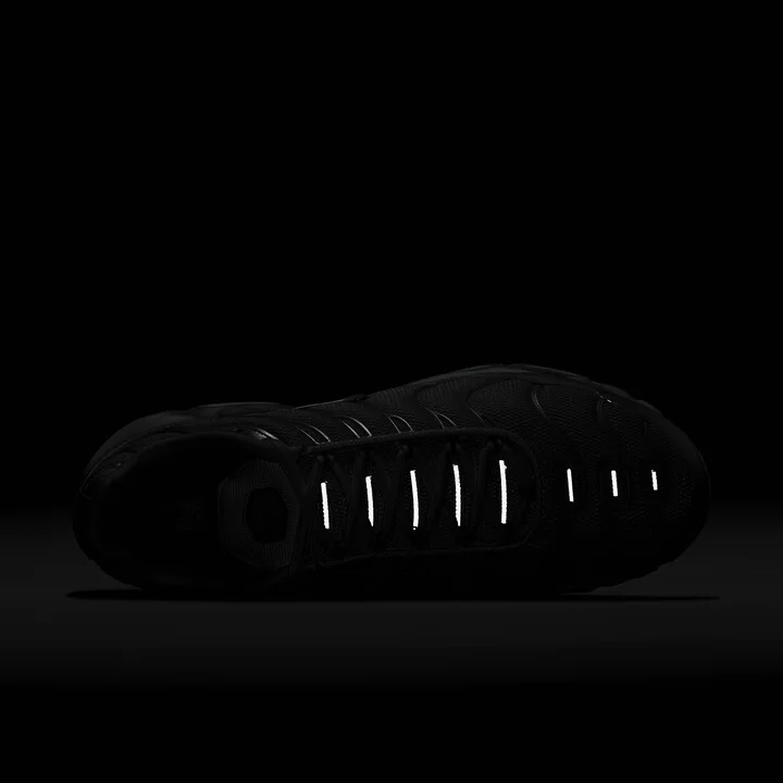 Nike Men's Air Max Plus Shoes in White | 604133-139 - Image 10