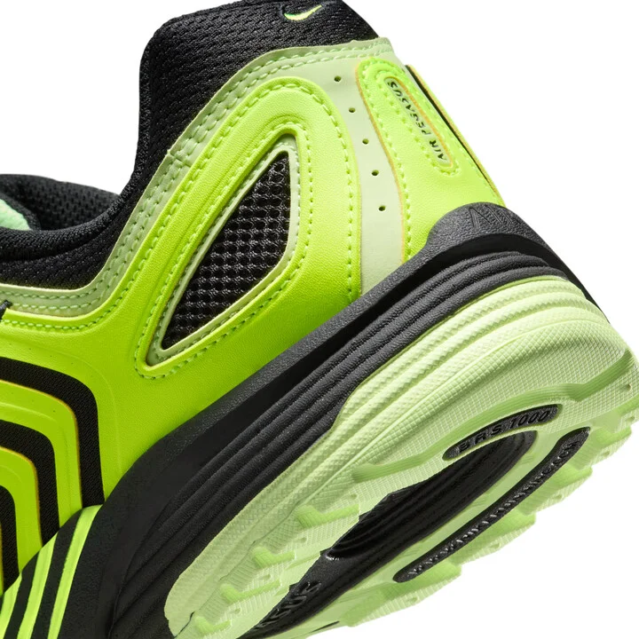 Nike Men's Air Pegasus 2005 Shoes in Yellow | HQ5403-700 - Image 8