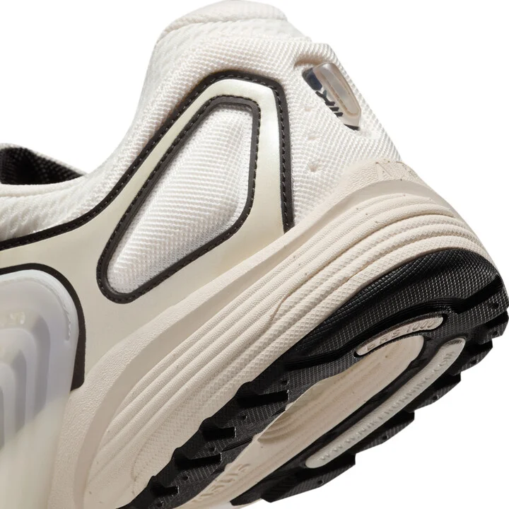 Nike Men's Air Pegasus Wave Shoes in White | IB0612-101 - Image 8