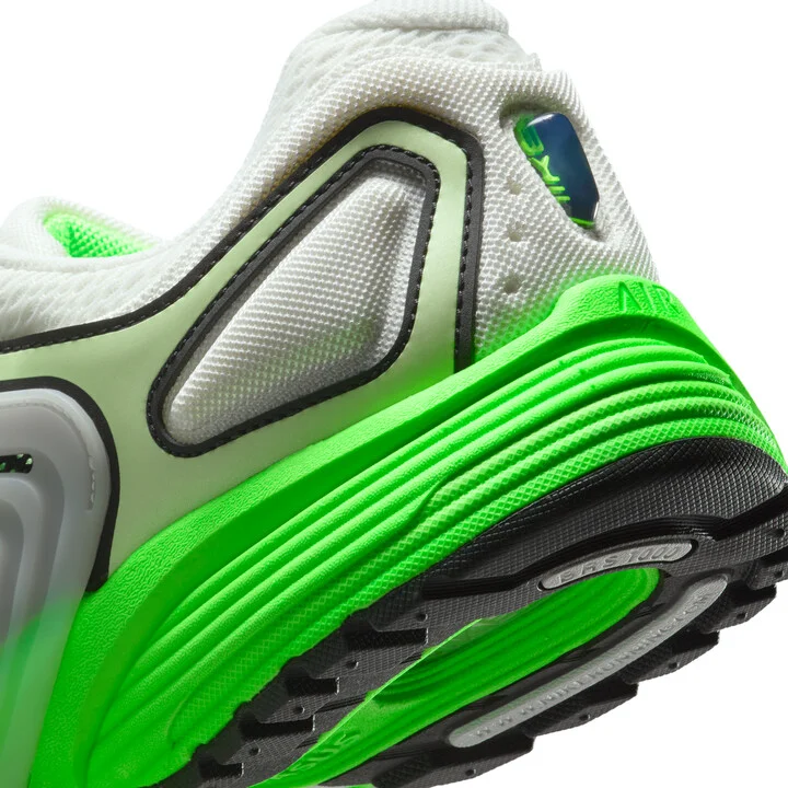 Nike Men's Air Pegasus Wave Shoes in White | IB0612-103 - Image 8