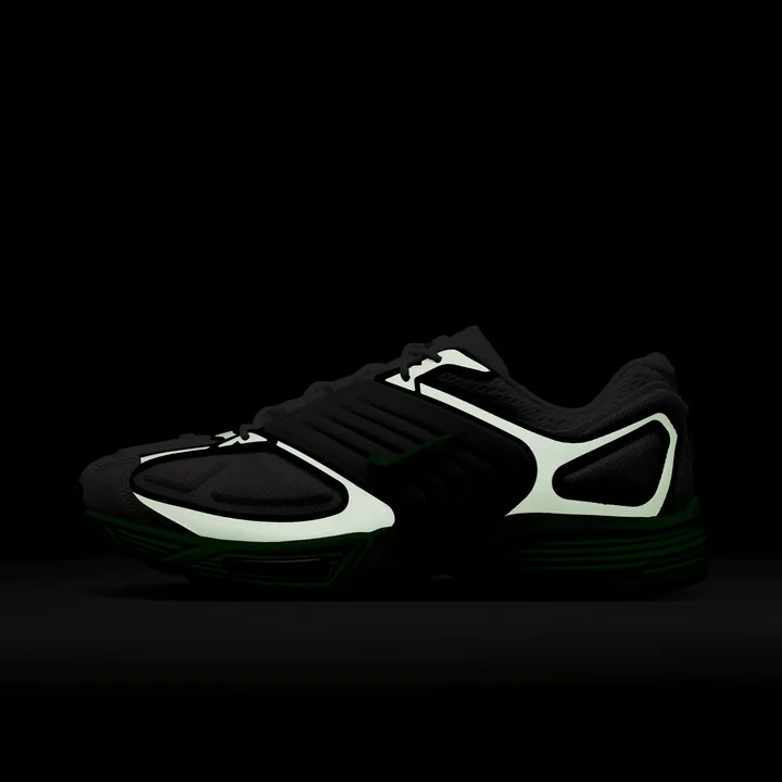 Nike Men's Air Pegasus Wave Shoes in White | IB0612-103 - Image 9
