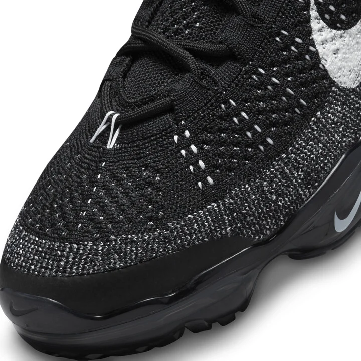 Nike Men's Air VaporMax 2023 Flyknit Shoes in Black | DV1678-001 - Image 7