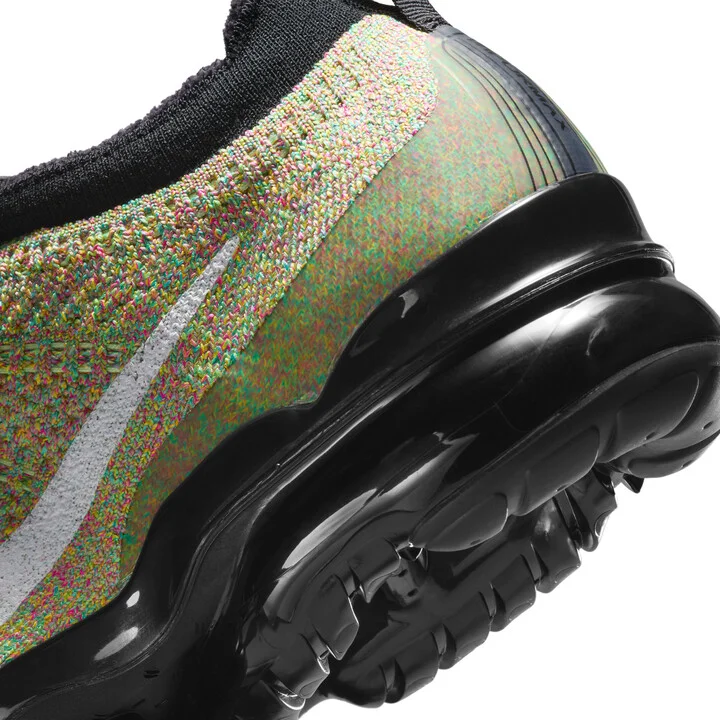 Nike Men's Air VaporMax 2023 Flyknit Shoes in Black | DV1678-018 - Image 8