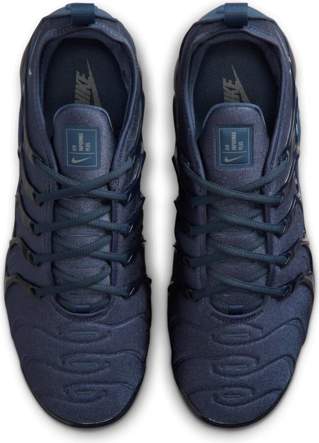 Nike Men's Air VaporMax Plus Shoes in Blue | IM2371-437 - Image 4