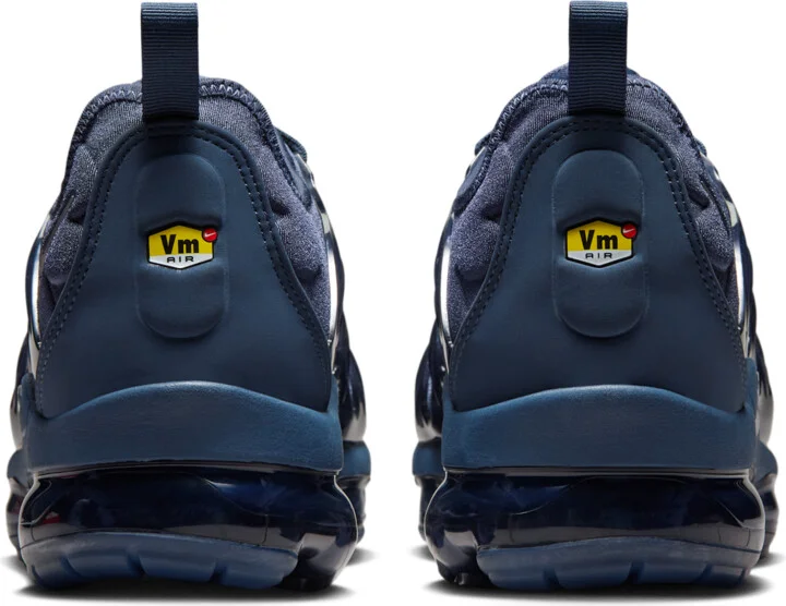 Nike Men's Air VaporMax Plus Shoes in Blue | IM2371-437 - Image 6