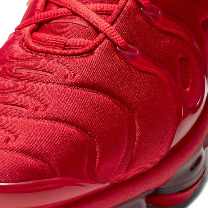 Nike Men's Air VaporMax Plus Shoes in Red | CW6973-600 - Image 8