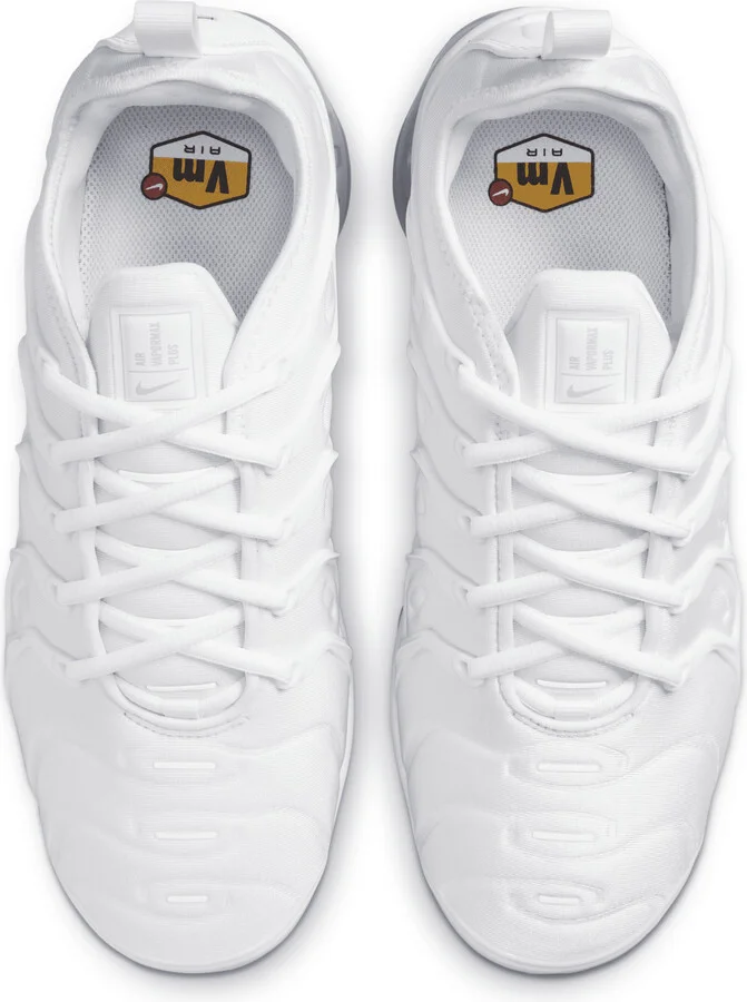 Nike Men's Air VaporMax Plus Shoes in White | 924453-100 - Image 4