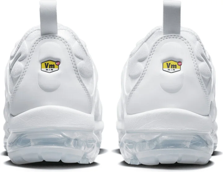 Nike Men's Air VaporMax Plus Shoes in White | 924453-100 - Image 6