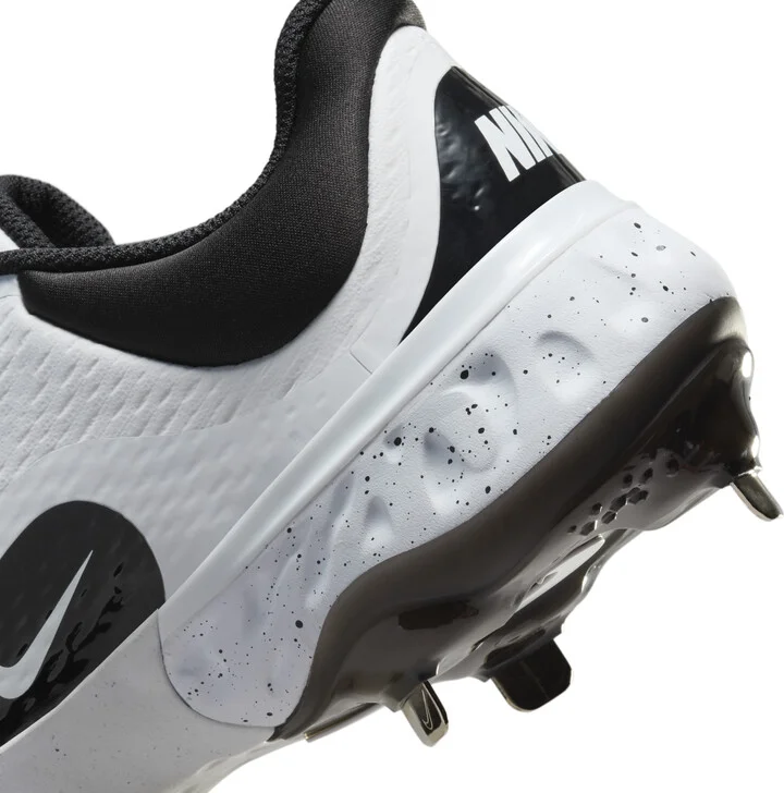 Nike Men's Alpha Huarache Elite 4 Low Baseball Cleats in White | FD2745-110 - Image 9