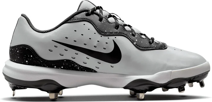 Nike Men's Alpha Huarache Varsity 4 Low Baseball Cleats in Grey | DJ6516-002 - Image 3