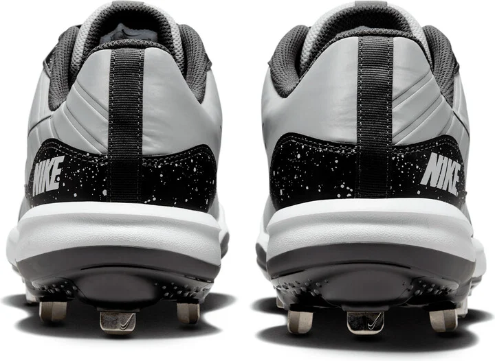 Nike Men's Alpha Huarache Varsity 4 Low Baseball Cleats in Grey | DJ6516-002 - Image 6