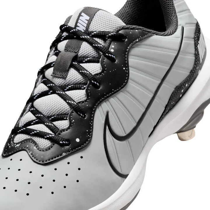 Nike Men's Alpha Huarache Varsity 4 Low Baseball Cleats in Grey | DJ6516-002 - Image 8