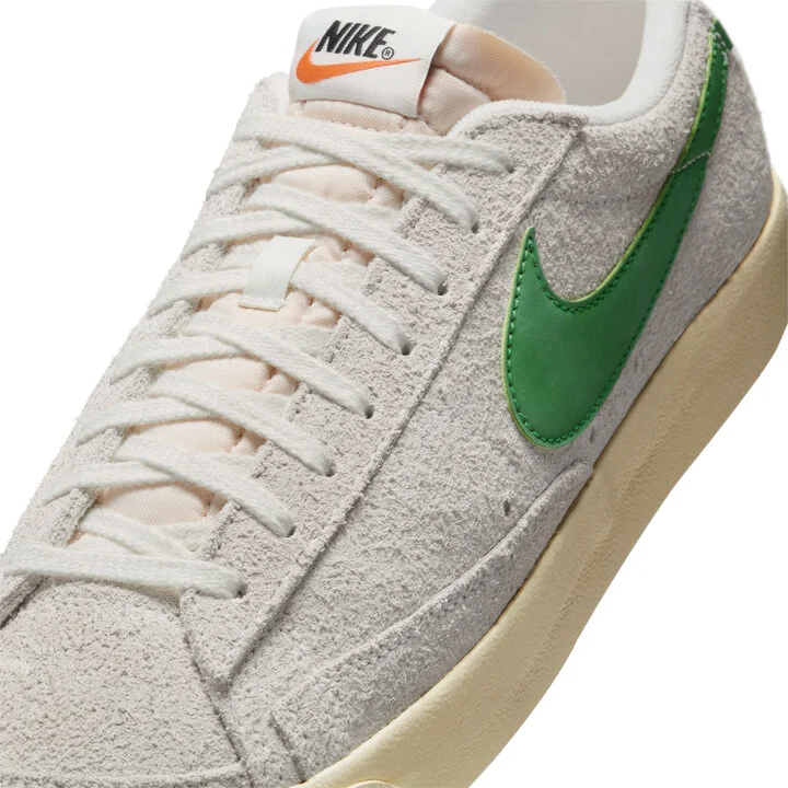 Nike Men's Blazer Low '77 Premium Shoes in White | HF3158-101 - Image 7