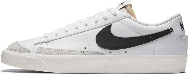 Nike Men's Blazer Low '77 Vintage Shoes in White | DA6364-101