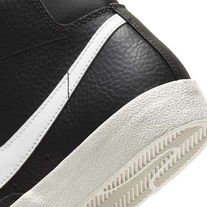 Nike Men's Blazer Mid '77 Vintage Shoes in Black | BQ6806-002 - Image 9