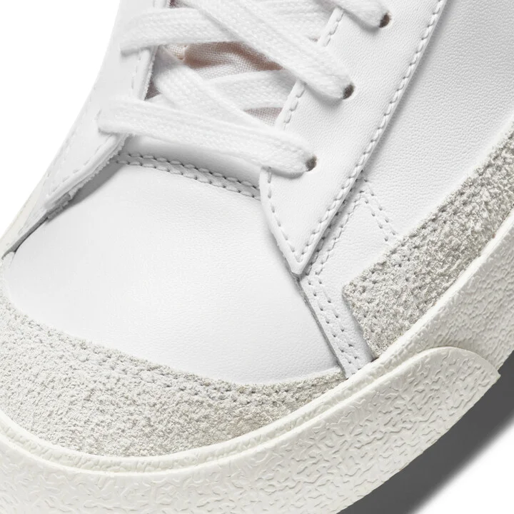Nike Men's Blazer Mid '77 Vintage Shoes in White | BQ6806-100 - Image 7