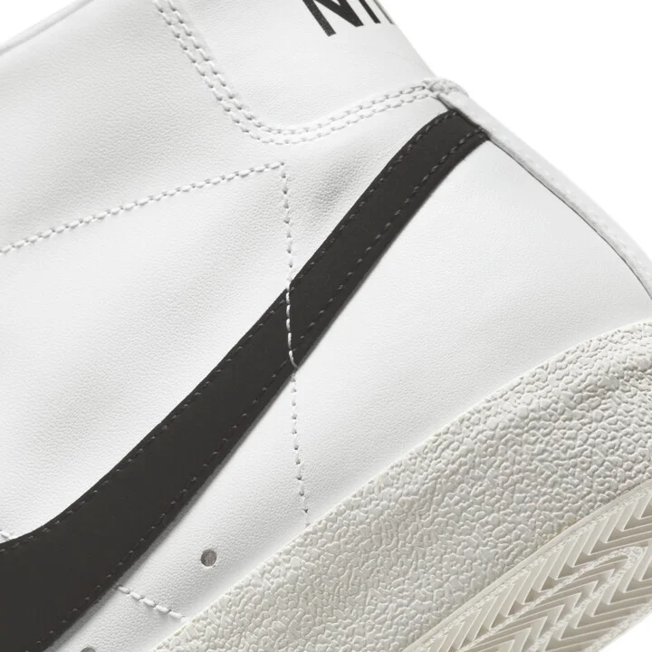Nike Men's Blazer Mid '77 Vintage Shoes in White | BQ6806-100 - Image 8