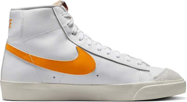 Nike Men's Blazer Mid '77 Vintage Shoes in White | BQ6806-133 - Image 3