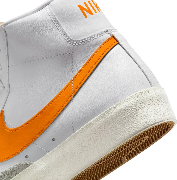 Nike Men's Blazer Mid '77 Vintage Shoes in White | BQ6806-133 - Image 8
