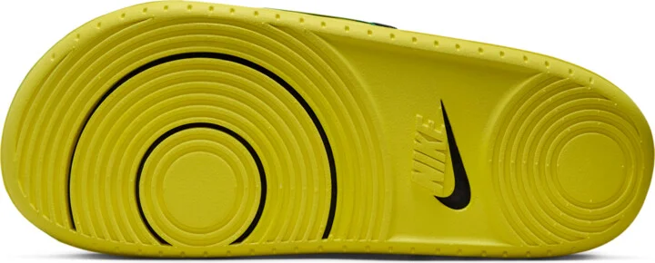 Nike Men's College Offcourt (Oregon) Slides in Yellow | FN4310-700 - Image 3