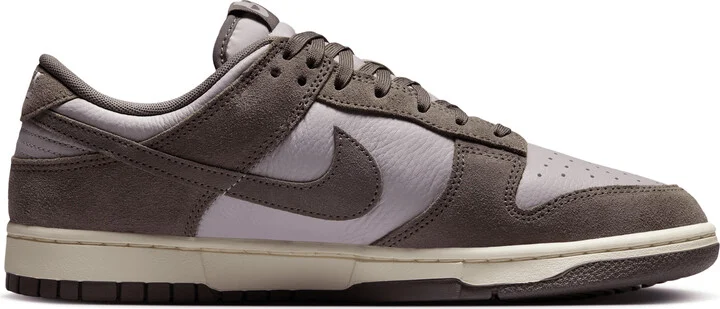 Nike Men's Dunk Low Retro SE Leather/Suede Shoes in Purple | FQ8249-001 - Image 3