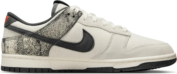 Nike Men's Dunk Low Retro SE Shoes in Brown | IB7720-110 - Image 3