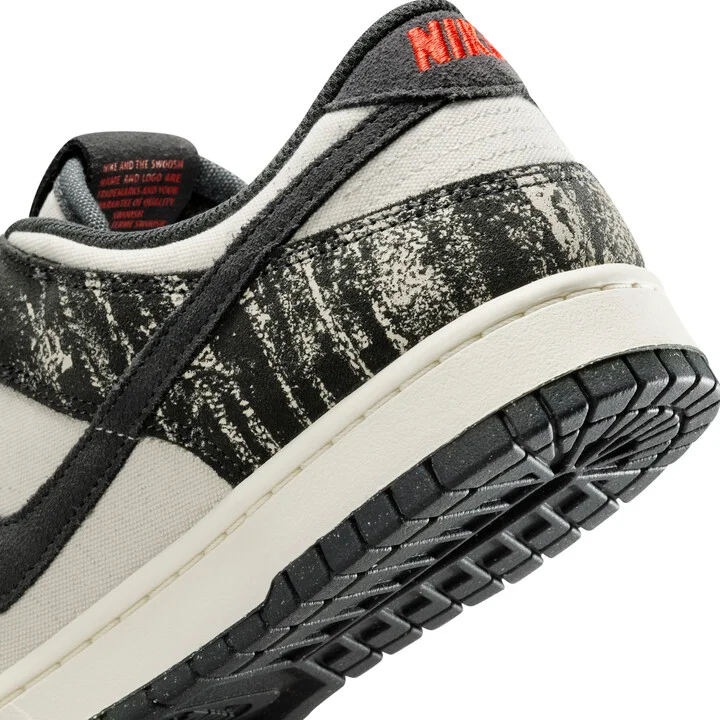 Nike Men's Dunk Low Retro SE Shoes in Brown | IB7720-110 - Image 8