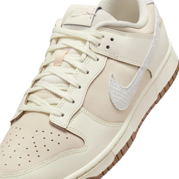 Nike Men's Dunk Low Retro Shoes in White | IB8864-211 - Image 7