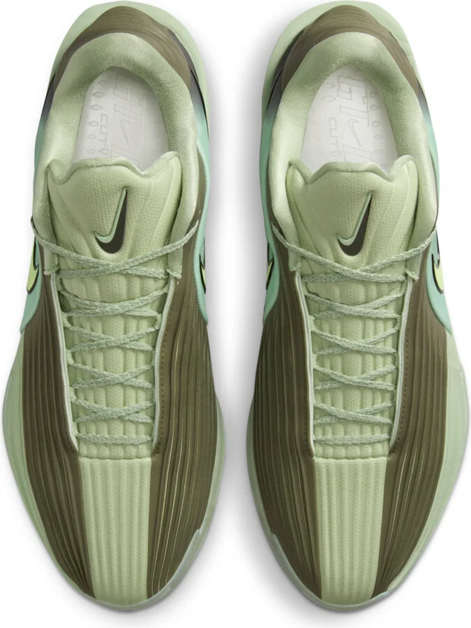 Nike Men's G.T. Cut 3 Turbo Basketball Shoes in Green | HV9918-300 - Image 4