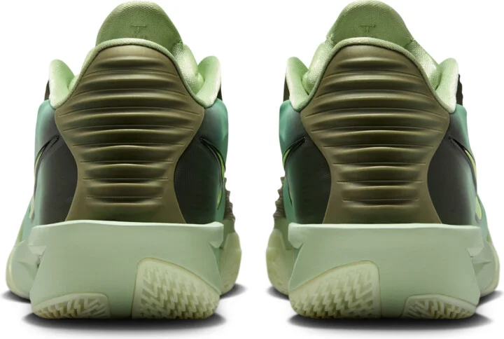 Nike Men's G.T. Cut 3 Turbo Basketball Shoes in Green | HV9918-300 - Image 6