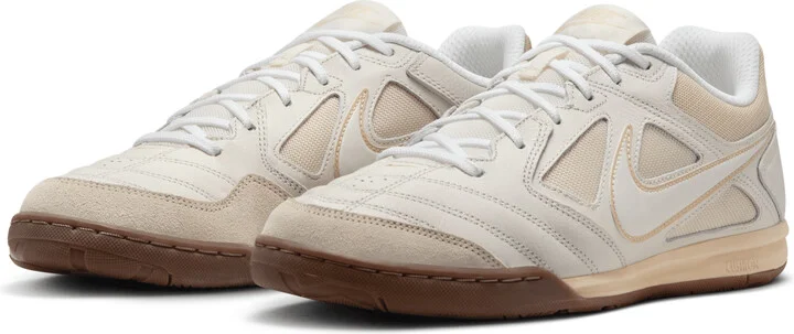 Nike Men's Gato Shoes in White | IB3082-133 - Image 5