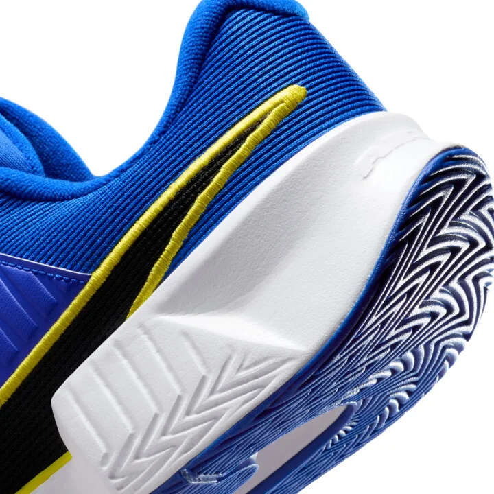 Nike Men's GP Challenge Pro Hard Court Tennis Shoes in Blue | FB3145-402 - Image 8