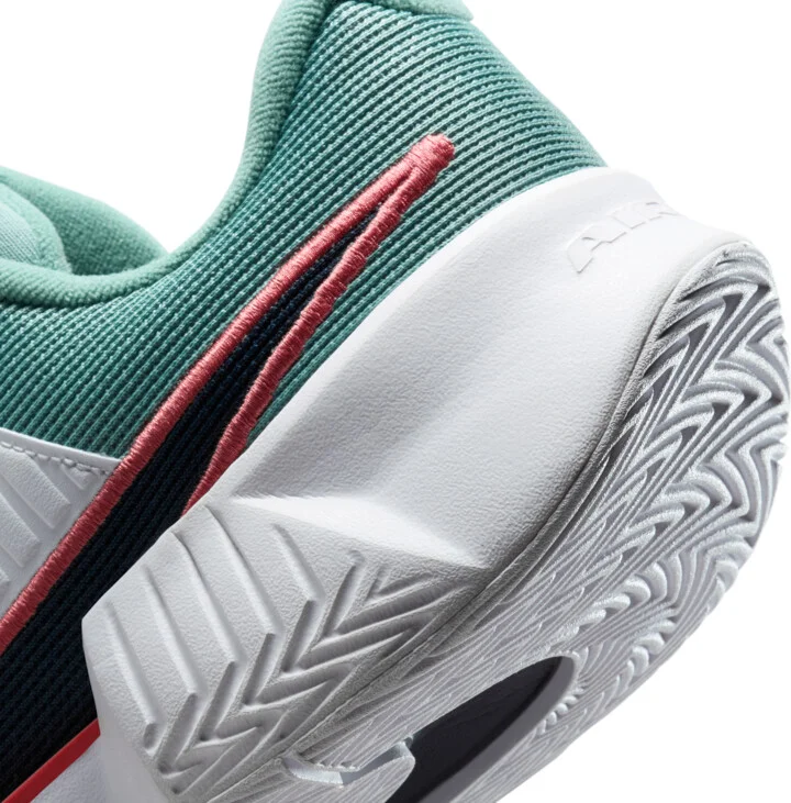 Nike Men's GP Challenge Pro Hard Court Tennis Shoes in Green | FB3145-004 - Image 8